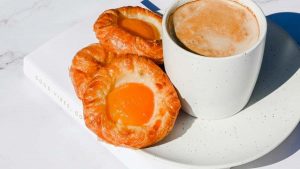 面向中国创作者：一步步教你在Twitter上找到并联络黎巴嫩健身器材品牌，争取测评、寄样与跨境合作的实操方法与模板。