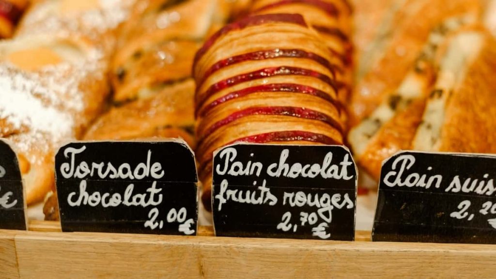 给中国创作者的实用攻略：如何接触在Netflix出现或联名的黑山（Montenegro）品牌，争取品牌大使合作流程与本地化玩法。