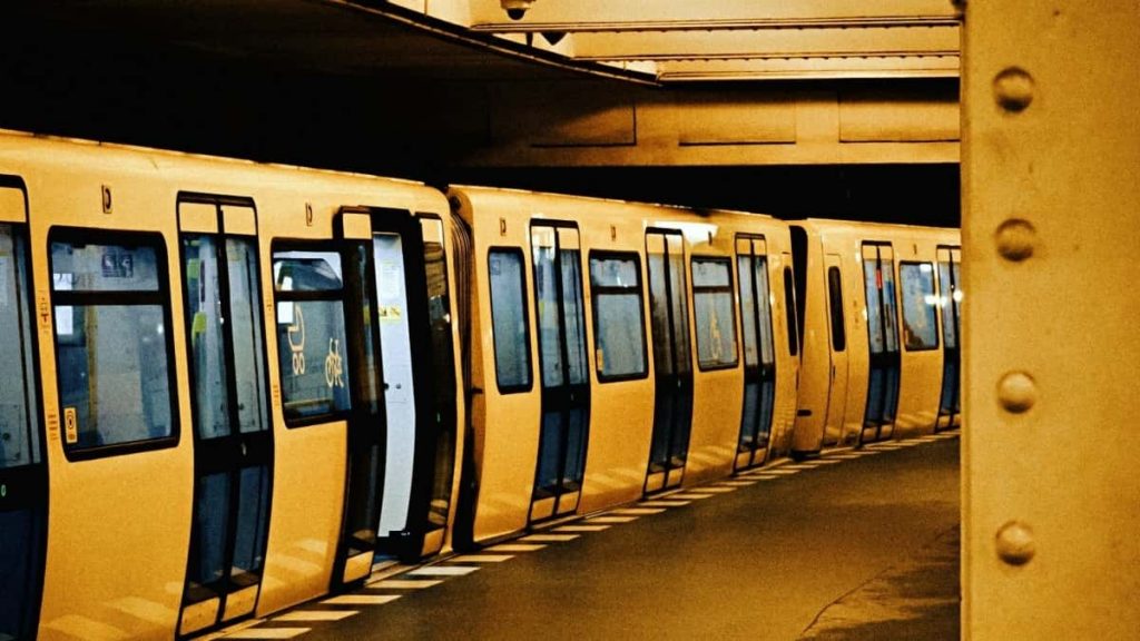 面向中国创作者：如何用Pinterest接触德国美妆品牌，拿下ambassador机会的实操路线与本地化建议。