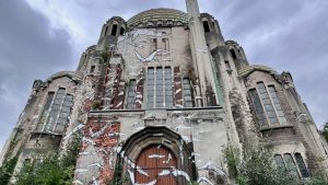 面向中国创作者：如何接触科威特品牌并借HBO Max资源为新兴艺术家争取曝光，含实操步骤、数据对比与本地化沟通话术。