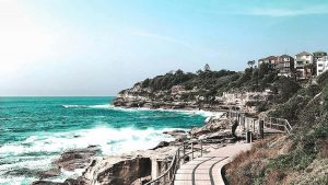 面向中国创作者的实操指南：如何通过SoundCloud接触韩国品牌拿到PR包、拆箱并做评测，含模板、话术与注意事项。