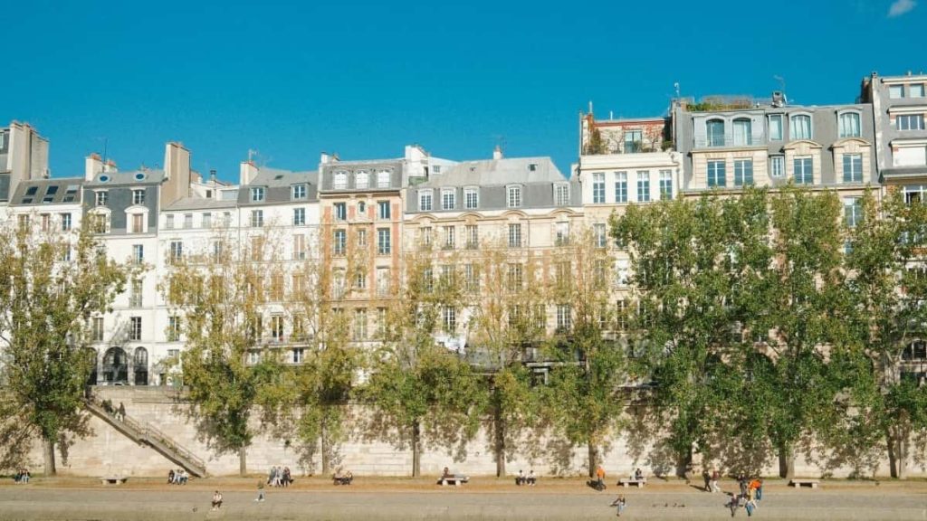 面向中国广告主的实操指南：如何在加拿大找到并合作Lazada创作者，推动产品驱动增长与内容电商转化。